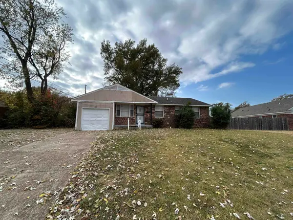 1809 CHERRY RD, Memphis, TN 38117-0000