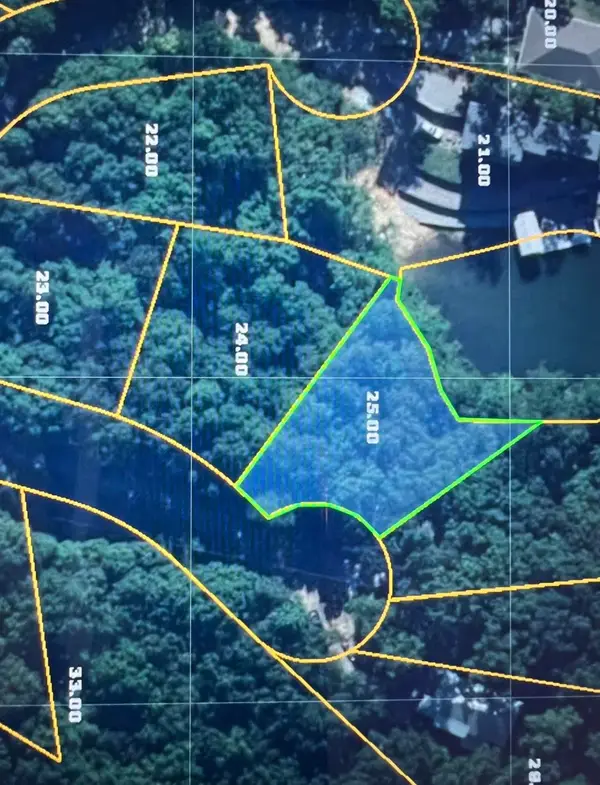 323 RED OAK CV, Saulsbury, TN 38067