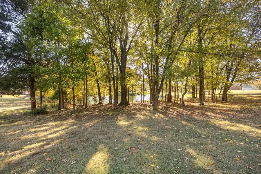 365 FAIR MEADOWS LN, Eads, TN 38028 - Image #2