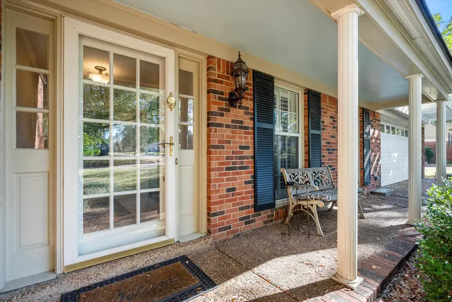 1528 HOLLY HILL DR, Germantown, TN 38138 - Image #2