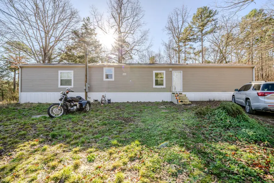 4090 PYBURN DR, Savannah, TN 38372-6479 - Image #2