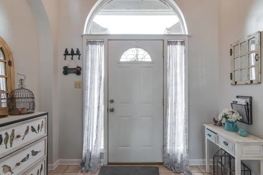 7314 PATSY CIR N, Memphis, TN 38125 - Image #2