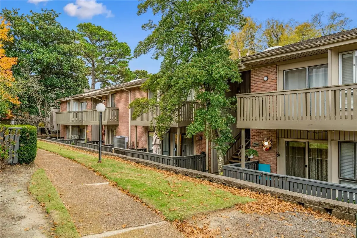 730 HEDGEGROVE DR #4407, Memphis, TN 38117 - Image #1