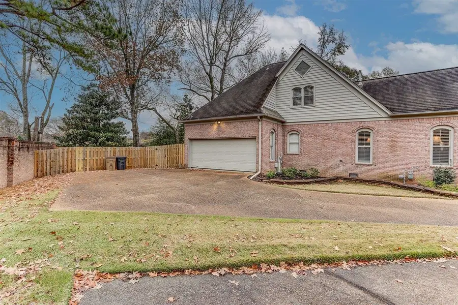6648 RUE BEAUMONDE DR, Memphis, TN 38120 - Image #2