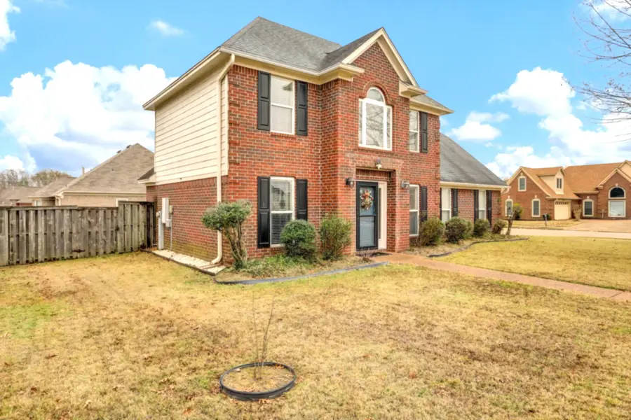 1868 HELMSLEY CV, Cordova, TN 38016 - Image #2