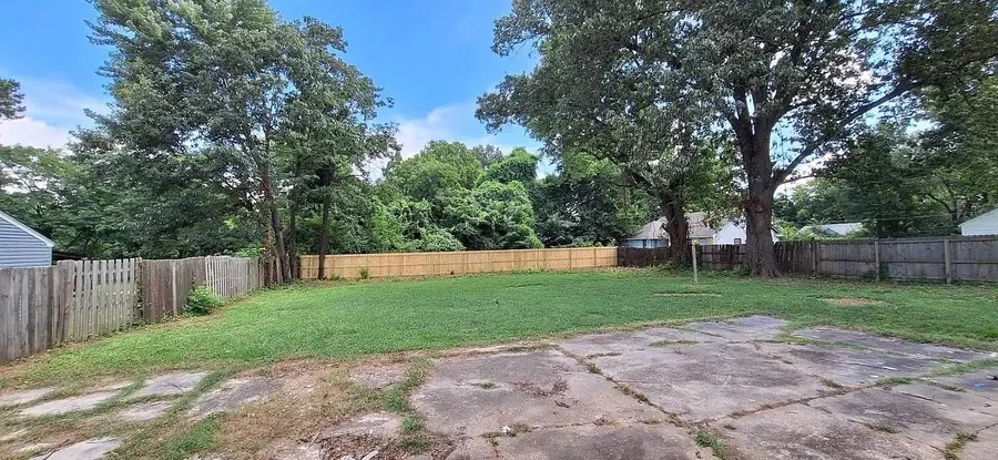 2436 WHITNEY AVE, Memphis, TN 38127 - Image #2