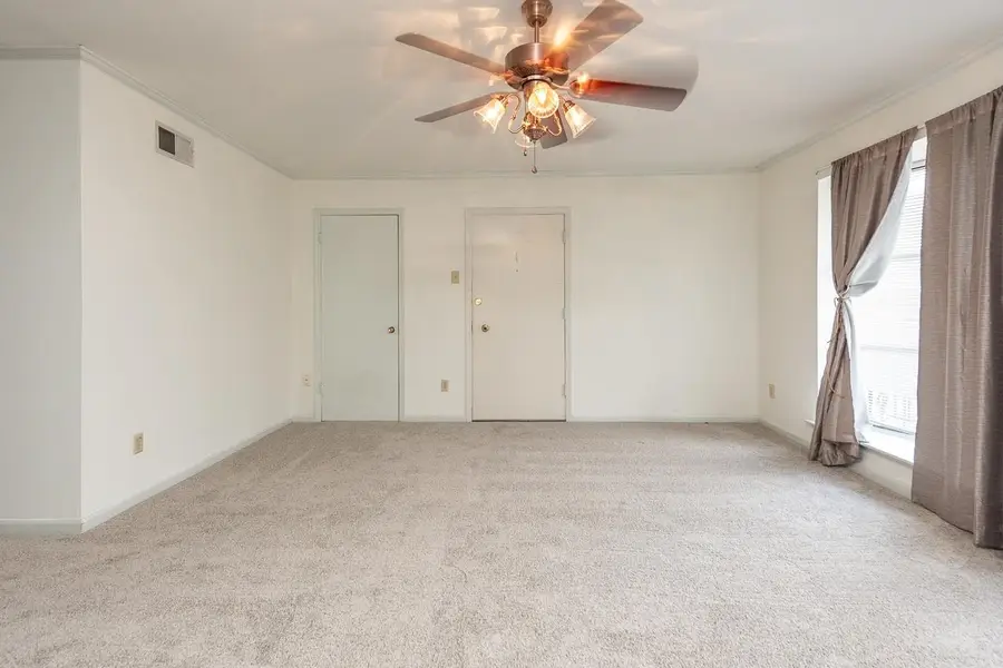 4400 POPLAR AVE #38, Memphis, TN 38117 - Image #3