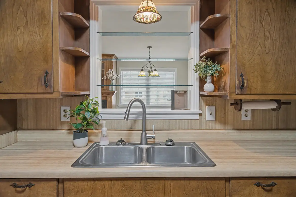 100 COLE AVE, Munford, TN 38058 - Image #1