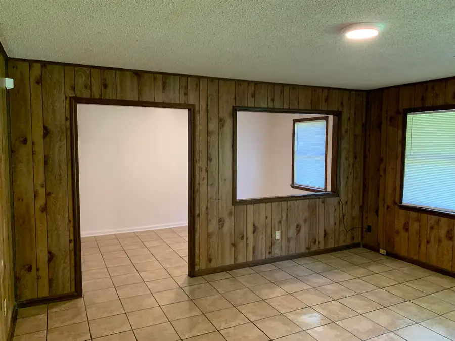 1941 CLIFTON AVE, Memphis, TN 38127 - Image #3