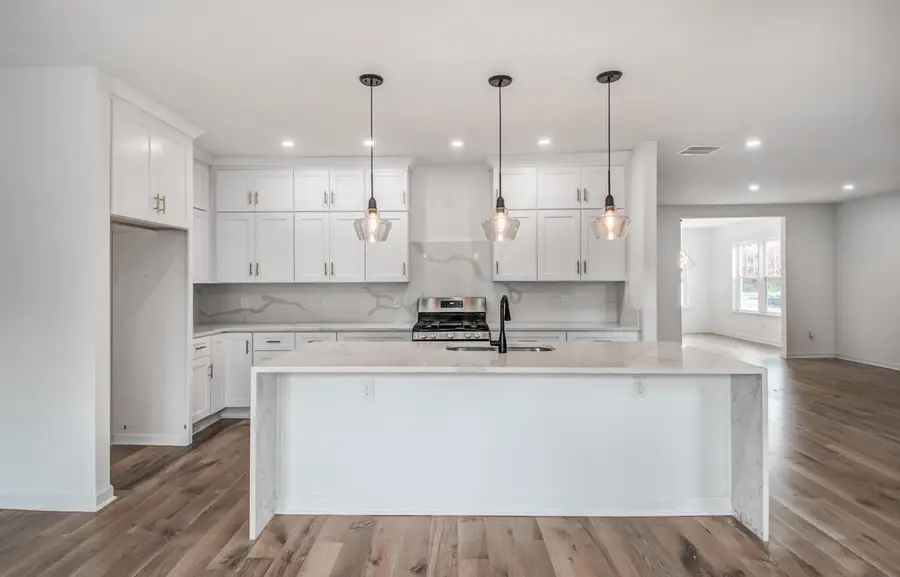 1781 FORREST AVE, Memphis, TN 38104 - Image #2