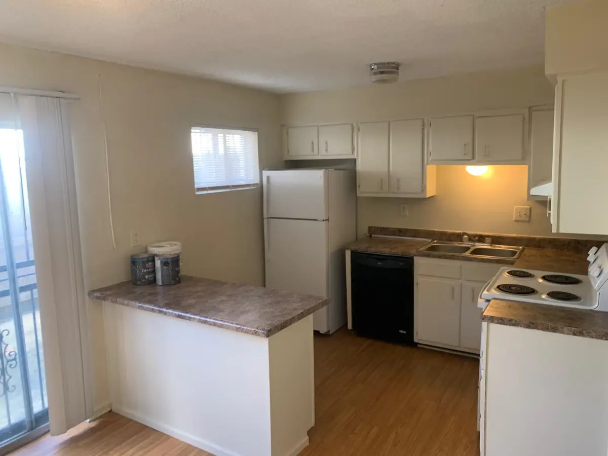 3438 SPOTTSWOOD AVE, Memphis, TN 38111 - Image #1