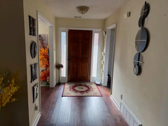 10216 WOODLAND HILLS DR, Cordova, TN 38018 - Image #2