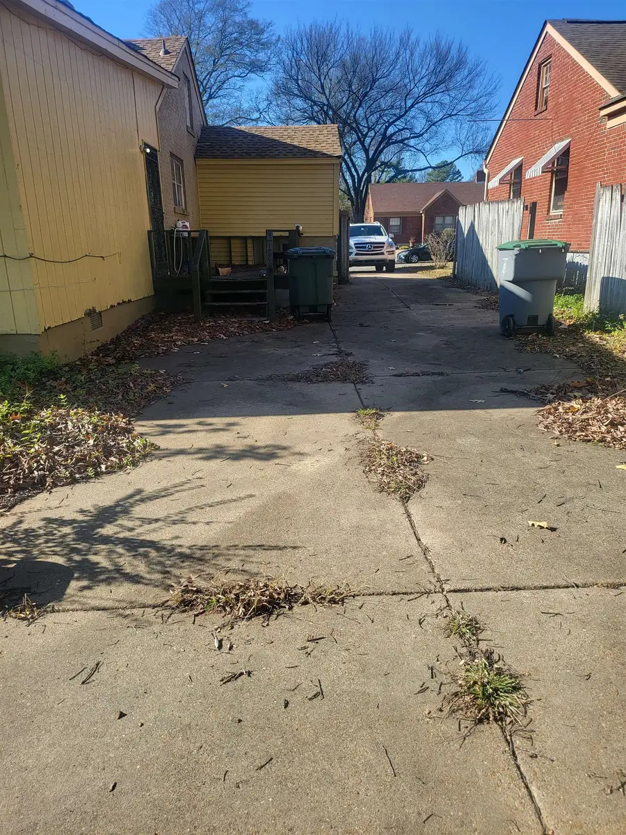 938 INMAN RD, Memphis, TN 38111 - Image #2