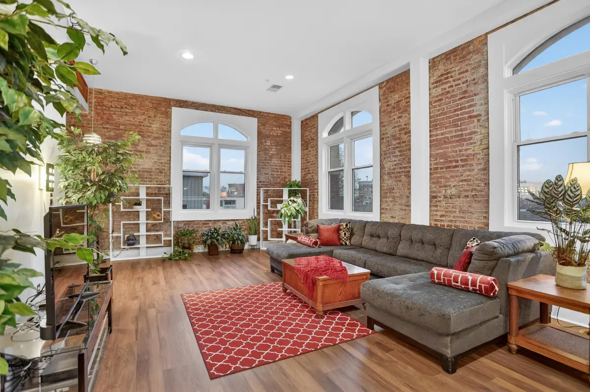 435 S FRONT ST #307, Memphis, TN 38103 - Image #1