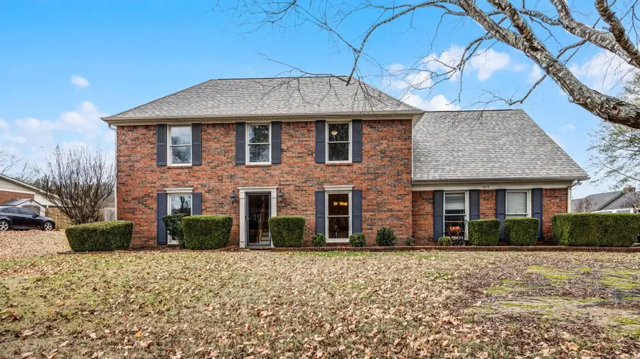 1105 WINROSE DR, Collierville, TN 38017 - Image #2