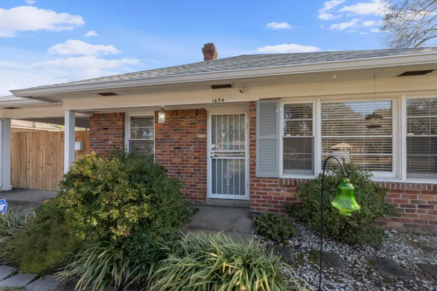 1694 S WHITE STATION RD, Memphis, TN 38117 - Image #2