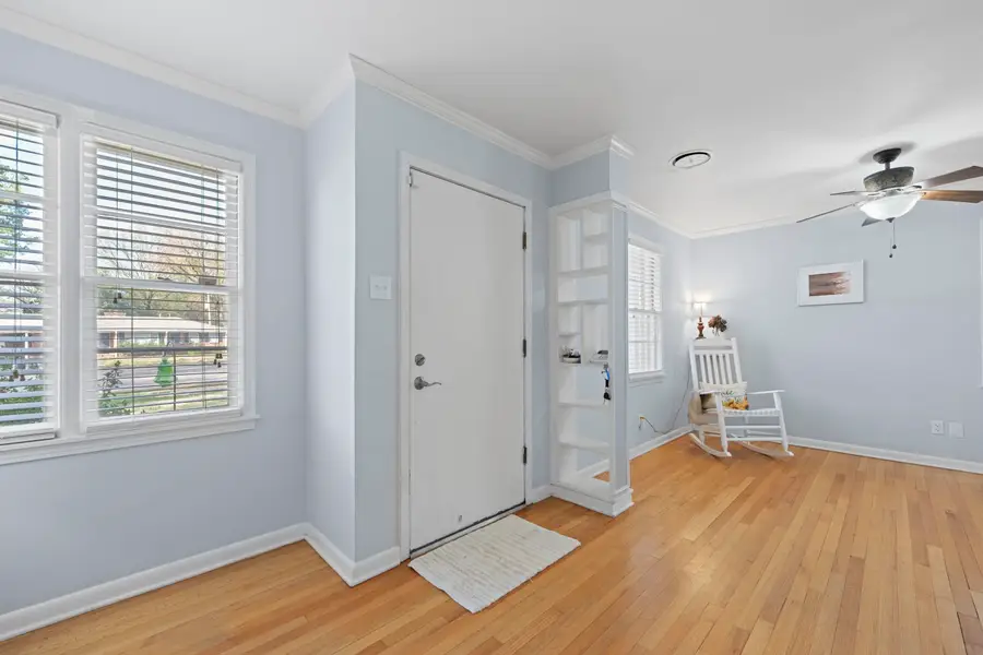 1694 S WHITE STATION RD, Memphis, TN 38117 - Image #3