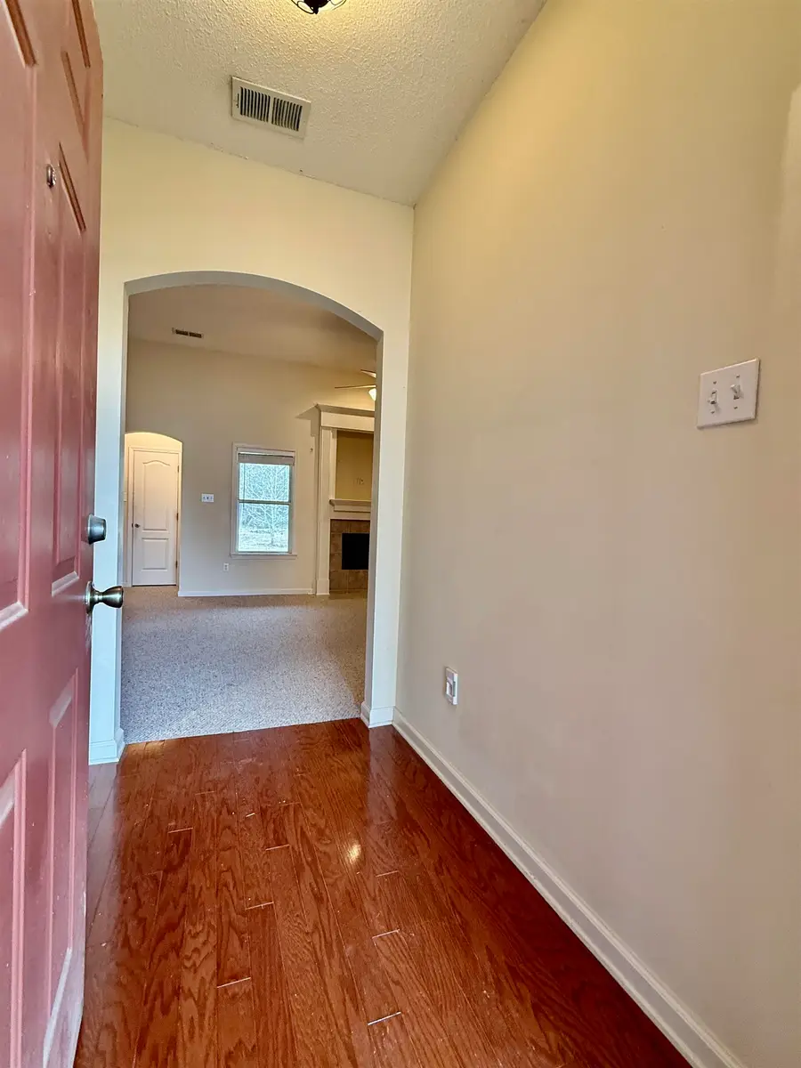 235 SUSANNE DR, Oakland, TN 38060 - Image #2