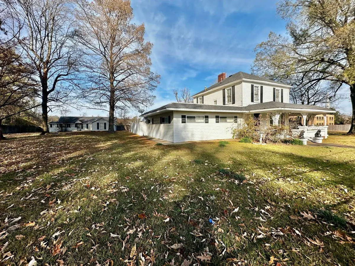 1108 WHITEHAVEN LN, Memphis, TN 38116 - Image #1