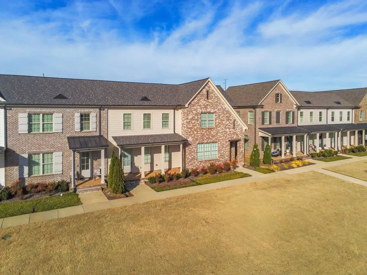 897 UFTON ALY, Collierville, TN 38017 - Image #1