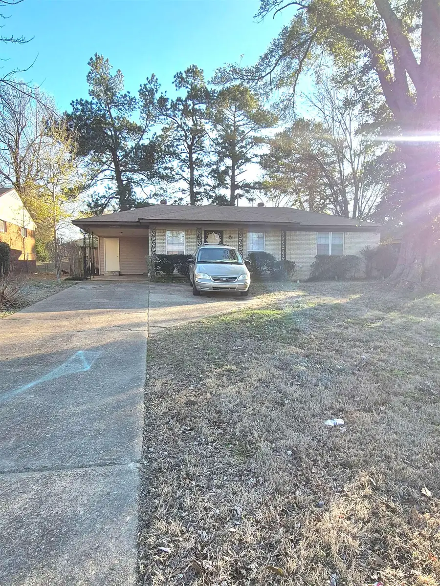 265 E SHELBY DR, Memphis, TN 38109 - Image #2
