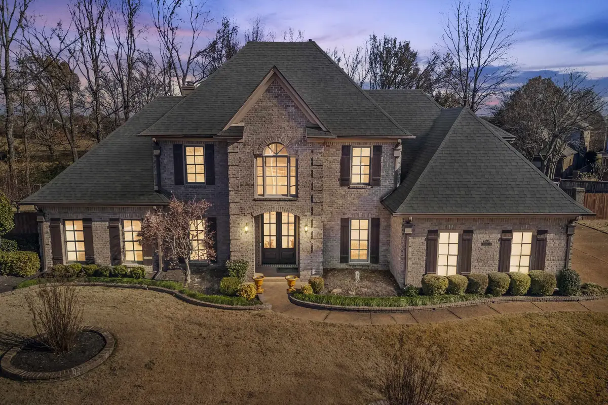 10820 WHISPER HOLLOW CV, Collierville, TN 38017 - Image #1