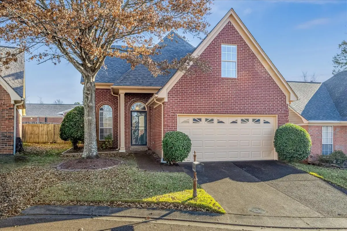624 E ASHLEY GLEN CIR, Cordova, TN 38018 - Image #1