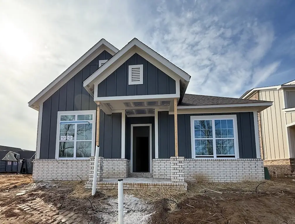 3133 MANNINGTON DR, Bartlett, TN 38135 - Image #1