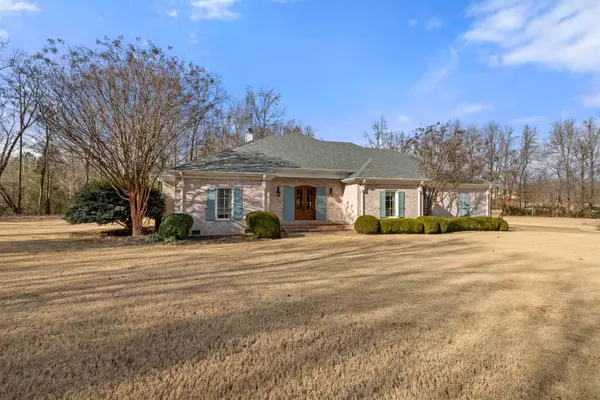 40 SOMERSET CV, Arlington, TN 38002