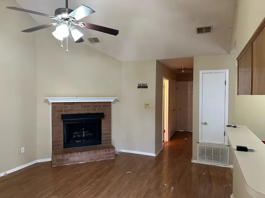 2595 REESE POINT DR, Memphis, TN 38133 - Image #2