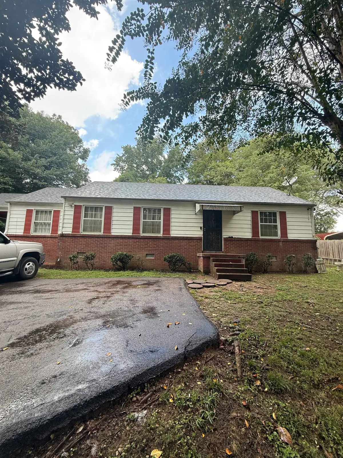 1328 QUINBY DR, Memphis, TN 38127 - Image #1