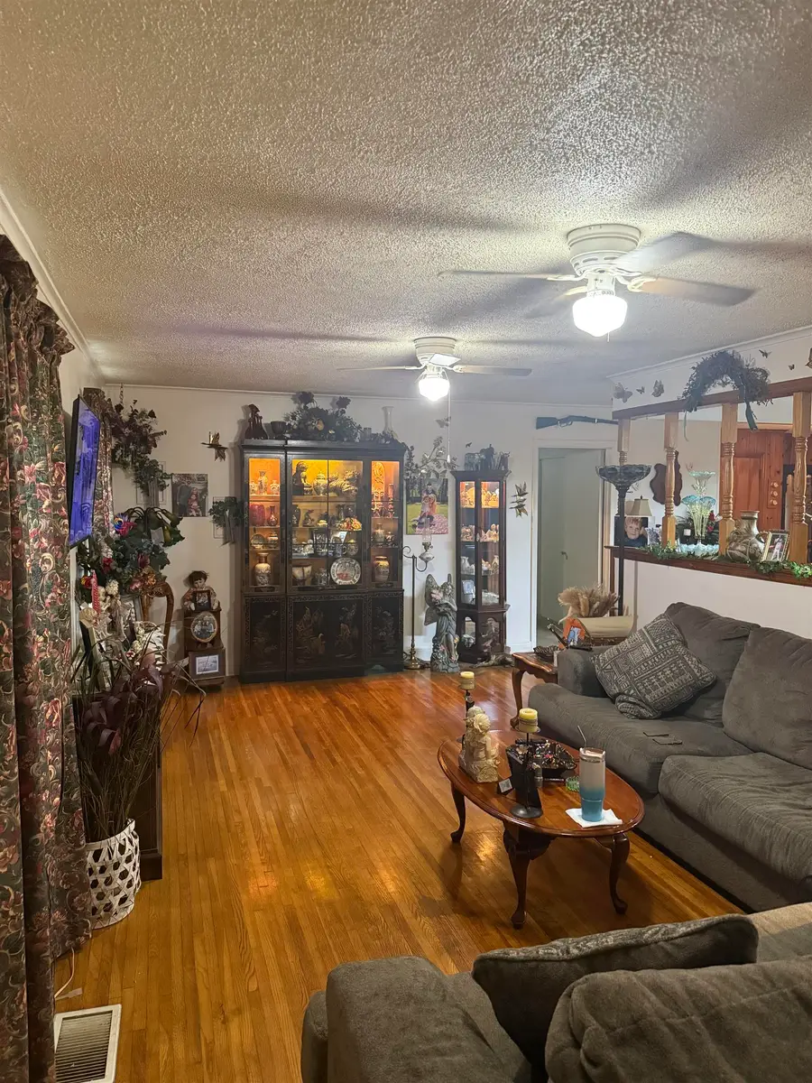 1328 QUINBY DR, Memphis, TN 38127 - Image #2