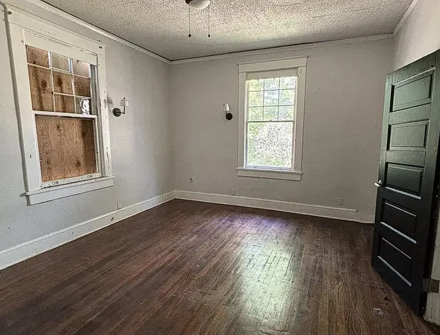 1570 WAVERLY AVE, Memphis, TN 38106 - Image #2