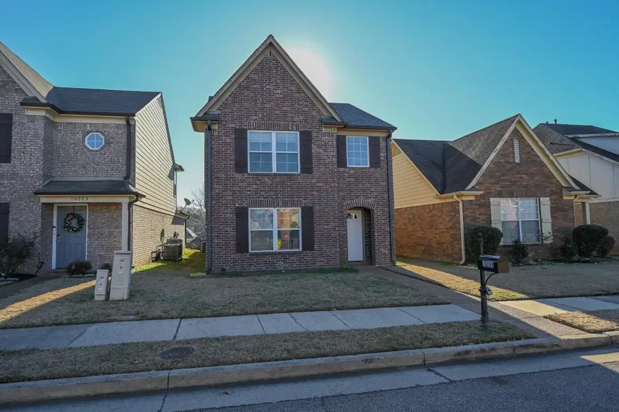 10249 STERLING RIDGE DR, Cordova, TN 38018 - Image #2