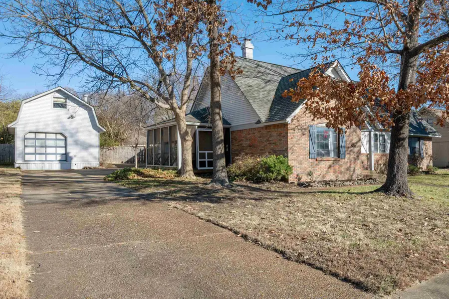 5676 W ANTWERP AVE, Memphis, TN 38135 - Image #2