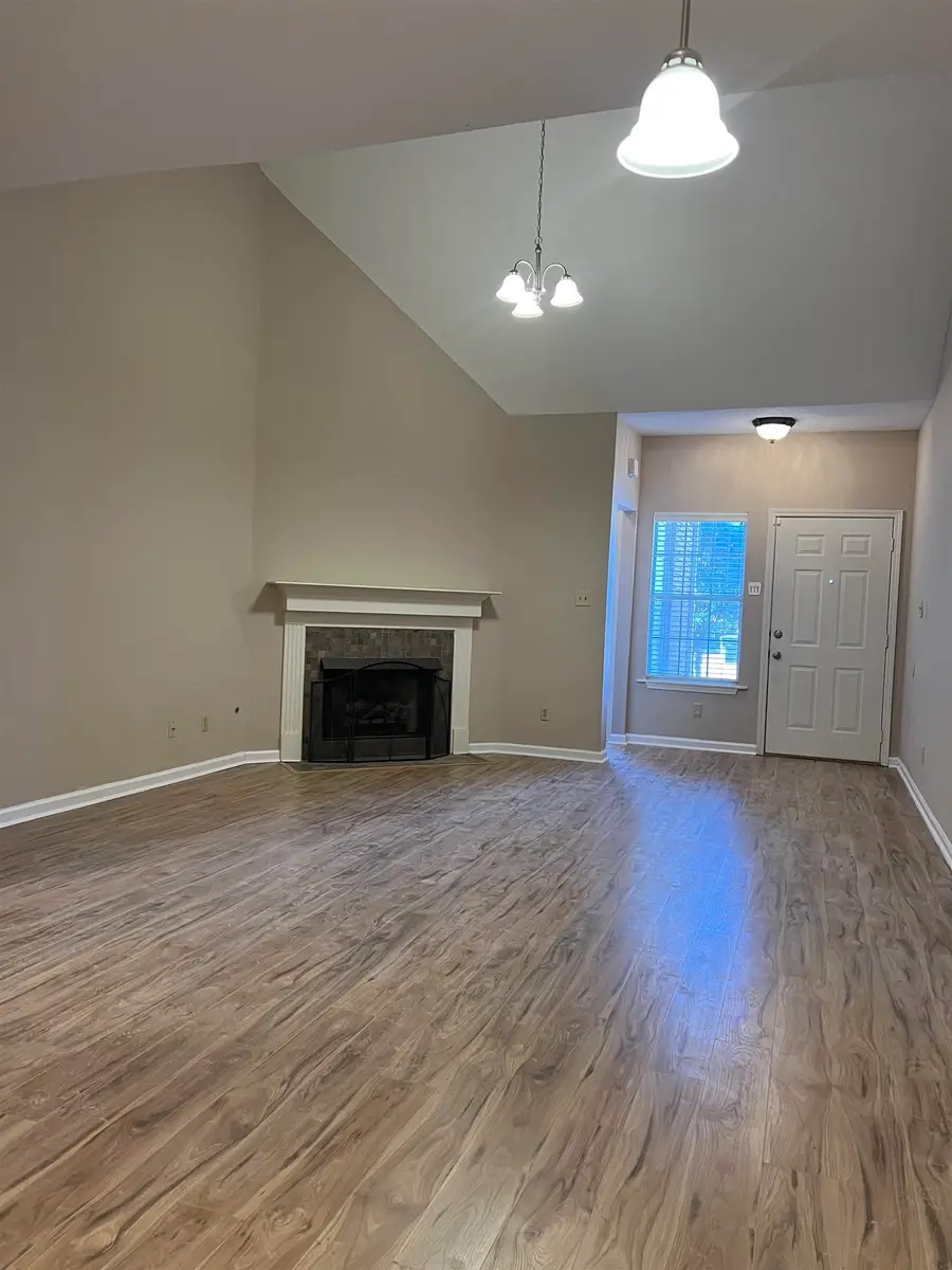 7875 BRADY CREEK CV, Cordova, TN 38016 - Image #3