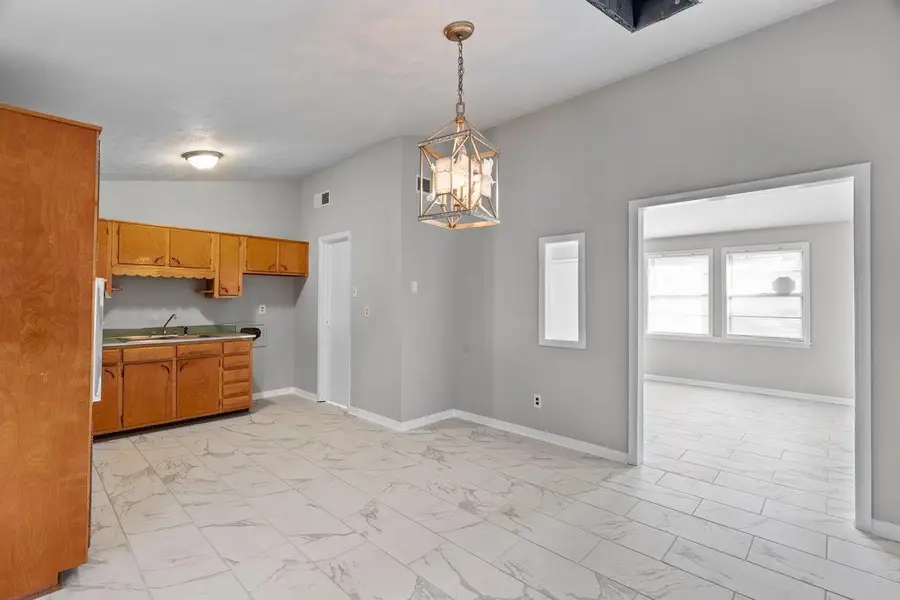 4948 KNIGHT ARNOLD RD, Memphis, TN 38118 - Image #2