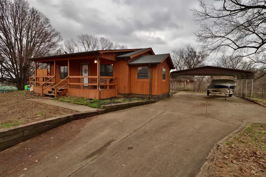 117 CHARLIE ENNIS RD, Dyersburg, TN 38024 - Image #2