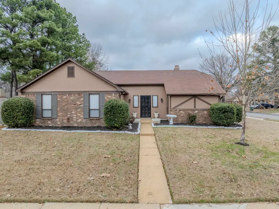 6256 HOLLY PARK DR, Memphis, TN 38141 - Image #2