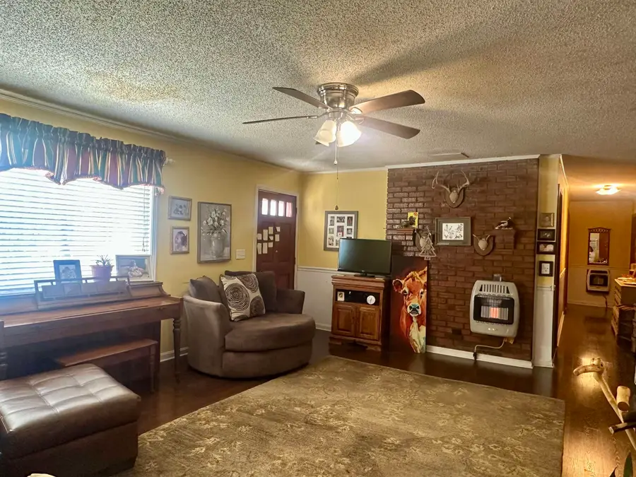 3558 142 HWY, Selmer, TN 38375-6649 - Image #2