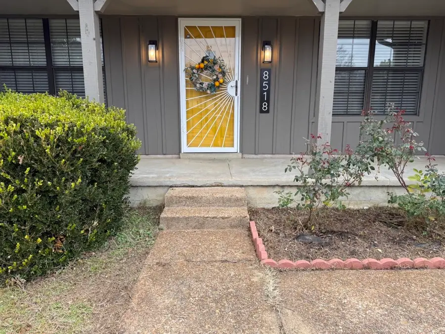 8518 CHIMNEYROCK BLVD, Cordova, TN 38016 - Image #2