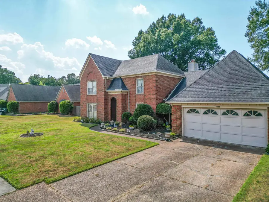 2033 WESTBRIAR DR, Cordova, TN 38016 - Image #3