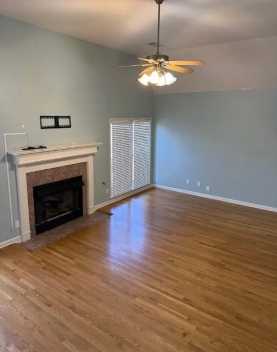 1979 HAMBURG CV, Cordova, TN 38016 - Image #3