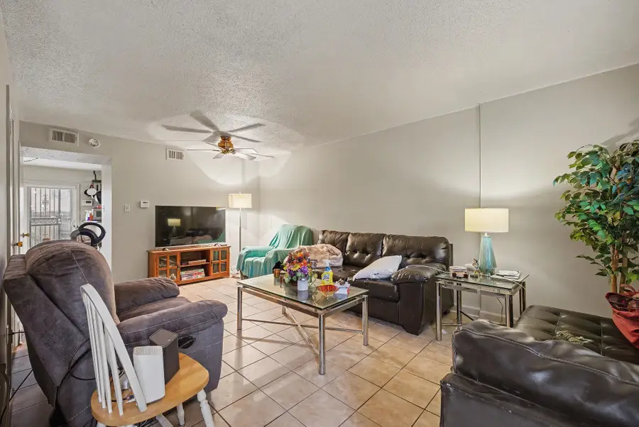 5700 QUINCE RD #6, Memphis, TN 38119 - Image #3