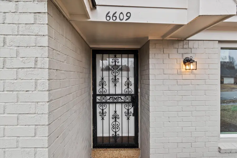 6609 ROCKY PARK DR, Memphis, TN 38141 - Image #3