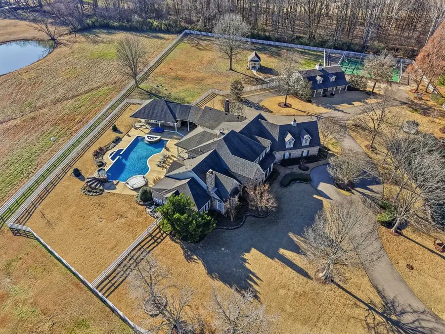 540 GAME CREEK CV, Eads, TN 38028 - Image #2