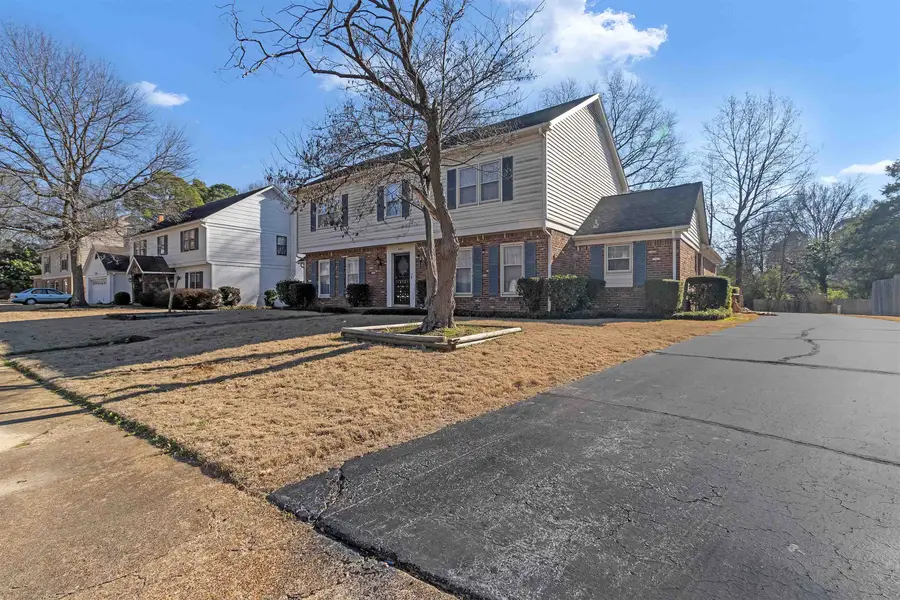 6843 WYTHAM DR, Memphis, TN 38119 - Image #2