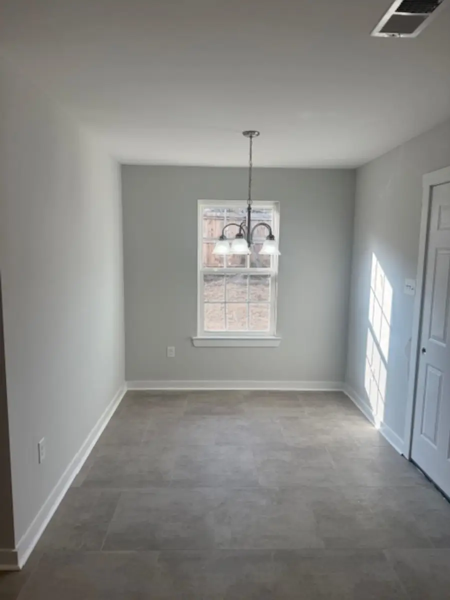 859 LATHAM ST, Memphis, TN 38109 - Image #2