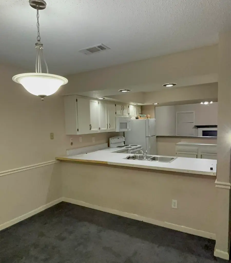 7243 GERMAN CREEK PARK COVE CV, Memphis, TN 38125 - Image #2