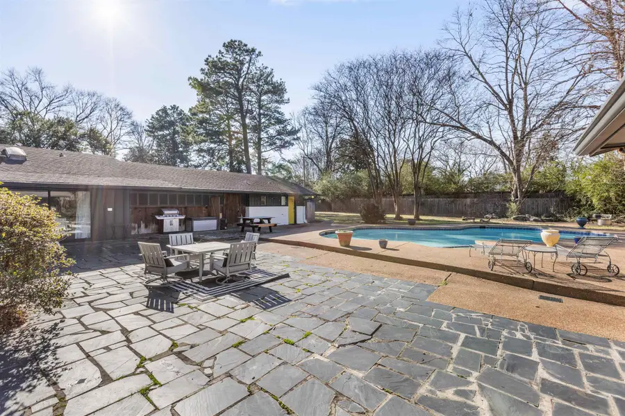 123 E CHERRY DR, Memphis, TN 38117 - Image #3